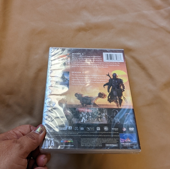 Star Wars The MANDALORIAN The Season 1&2 Collector's Edition DVD - Picture 6 of 6